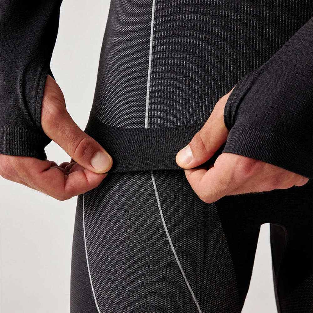Thermounterwäsche Herren mit Daumenloch aus recyceltem Polyester Grau